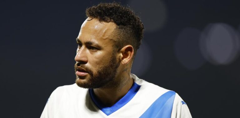 Mujer afirma tener una hija de 10 años de Neymar