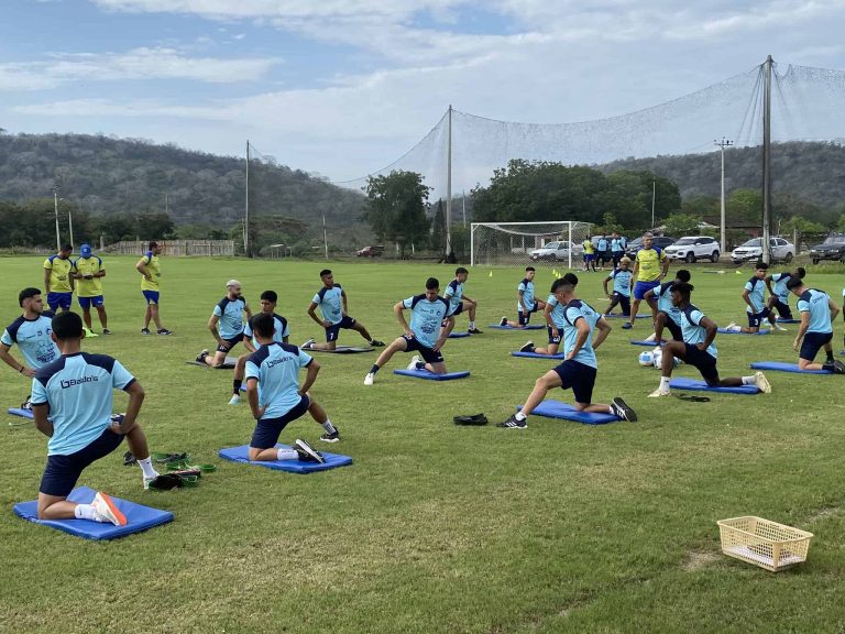 (VIDEO) Con la presencia de los refuerzos: ¡Delfín ya inició su pretemporada!