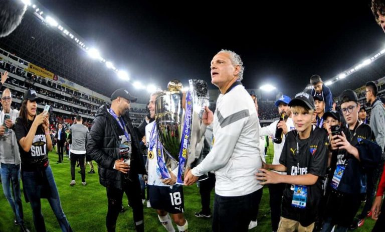(VIDEO) Esteban Paz se despidió de LDU: “Estoy muy agradecido”
