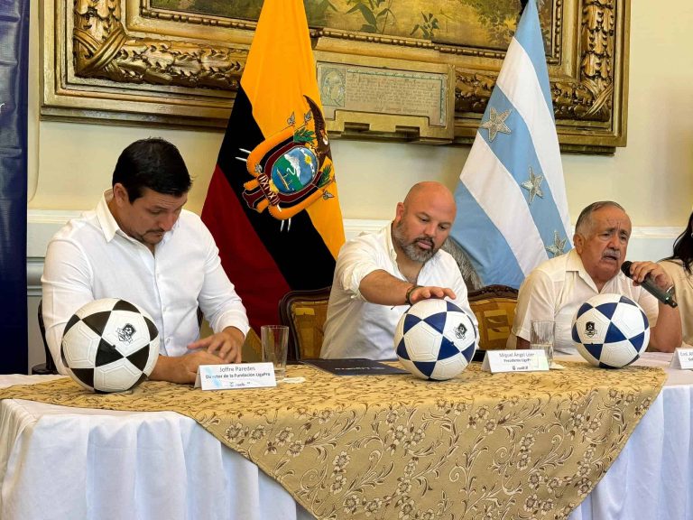 LigaPro entrega implementos deportivos para vacacionales que fomenta la Gobernación del Guayas