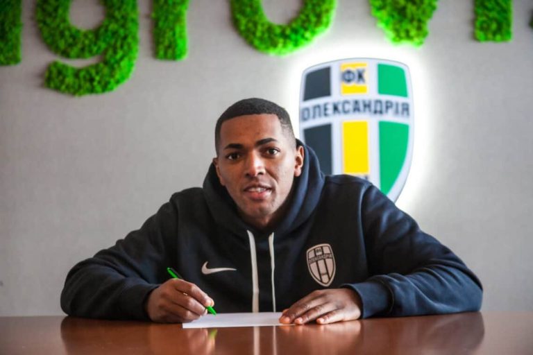 (VIDEO) Noticia Banco Guayaquil | Madison Julio, presentado en el FC Oleksandria de Ucrania