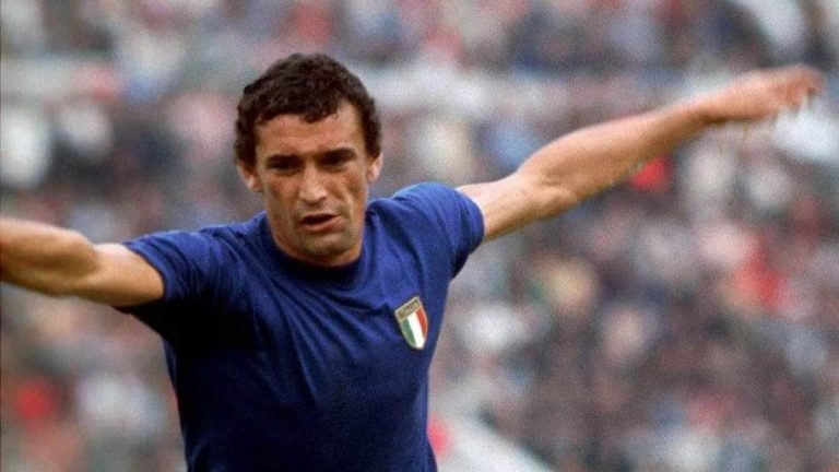 Murió Gigi Riva, leyenda del fútbol italiano