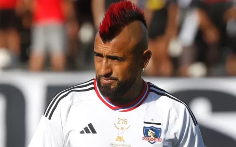 Colo Colo le abre la puerta a Arturo Vidal