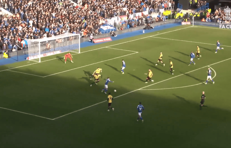 (VIDEO) Jeremy Sarmiento volvió a anotar con el Ipswich Town