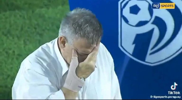 (VIDEO) Momento muy triste: Las lágrimas de Ever Hugo Almeida en el homenaje a su hijo