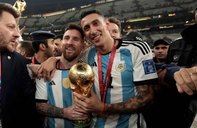 Reportan que Messi y Di María quieren jugar los Juegos Olímpicos de Paris 2024