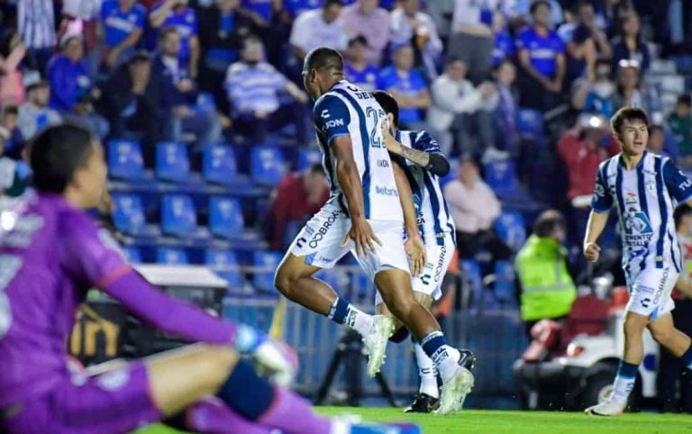 (VIDEO) El Pachuca de Almada amargó el debut de Anselmi en Cruz Azul