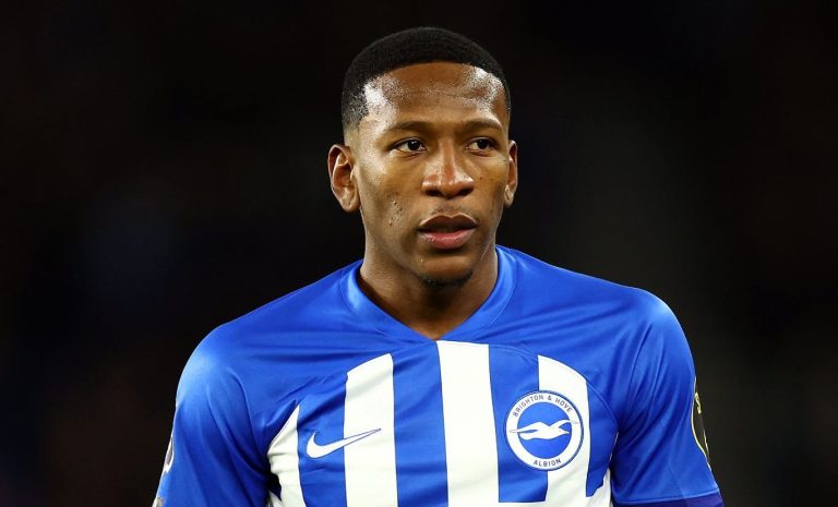 (VIDEO) El Brighton de Pervis Estupiñán, goleado en la Premier League