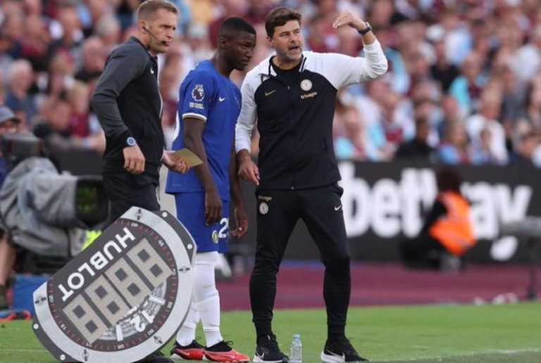 Exentrenador de la selección de Inglaterra, se ofreció para reemplazar a Pochettino en Chelsea