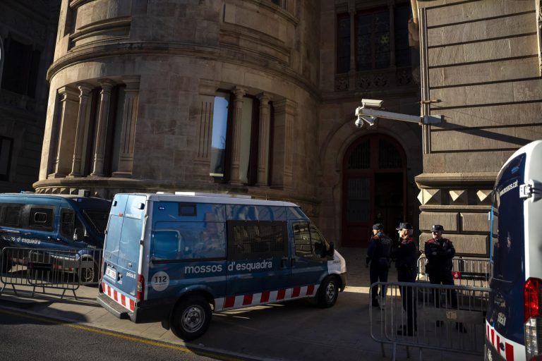 Declara la prima de la denunciante en el caso Alves: “Me puso la mano en mi zona íntima”