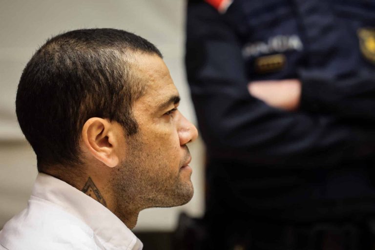 El juicio a Dani Alves, visto para sentencia: la pena oscilará entre los 4 y los 12 años de cárcel