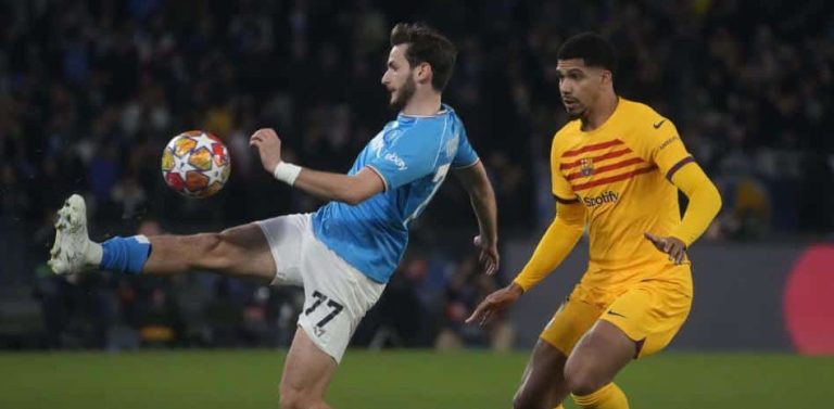 El agente de Kvaratskhelia afirma que hay interés del Barça y del PSG