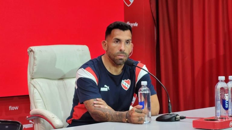 (VIDEO) La fuerte defensa de Tévez a Jhonny Quiñónez: “Lo voy a seguir poniendo”
