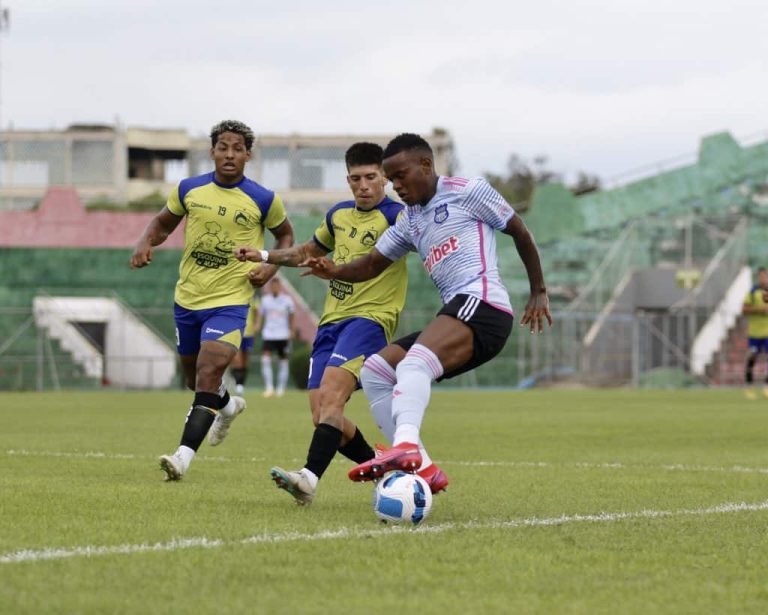 (VIDEO) Delfín y Emelec igualaron en el Reales Tamarindos