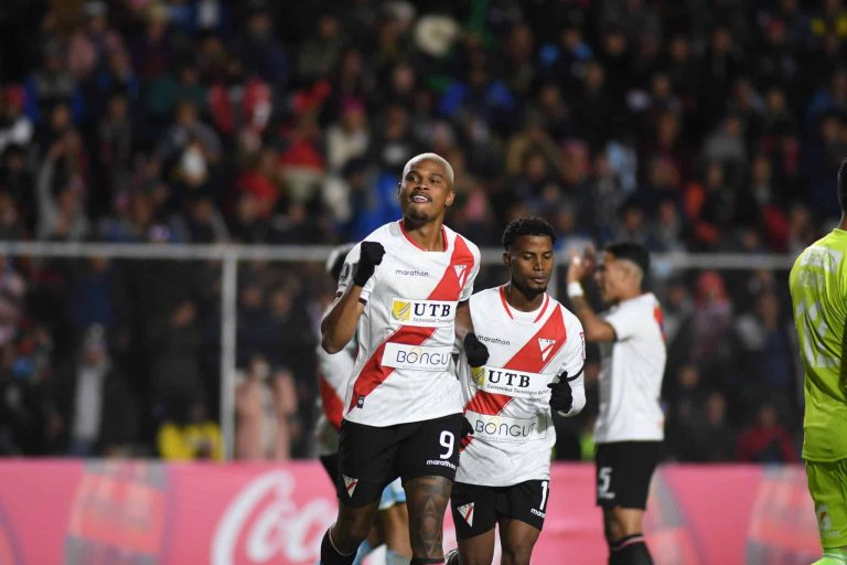 (VIDEO) DEMOLEDOR: Cristal cayó 6-1 ante Always Ready por Copa Libertadores