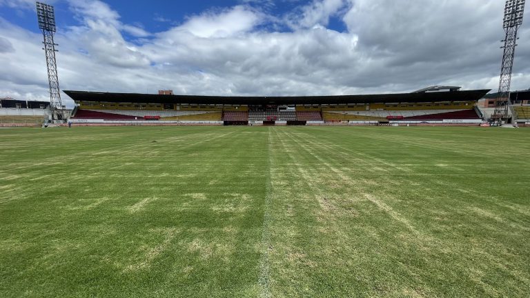 Miguel Ángel Loor confirma que el encuentro entre Deportivo Cuenca y Emelec se jugará en el ASA