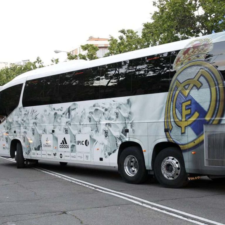 El bus del Real Madrid tuvo un accidente leve en Alemania