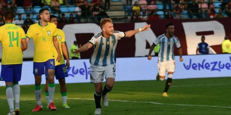 (VIDEO) Argentina derrotó a Brasil y clasifica a los Juegos Olímpicos “París 2024”