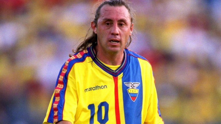 Álex Aguinaga será la estrella invitada de la ‘Noche Amarilla’