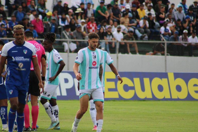 CON UN JUGADOR MENOS: Imbabura resistió el empate ante Cumbayá