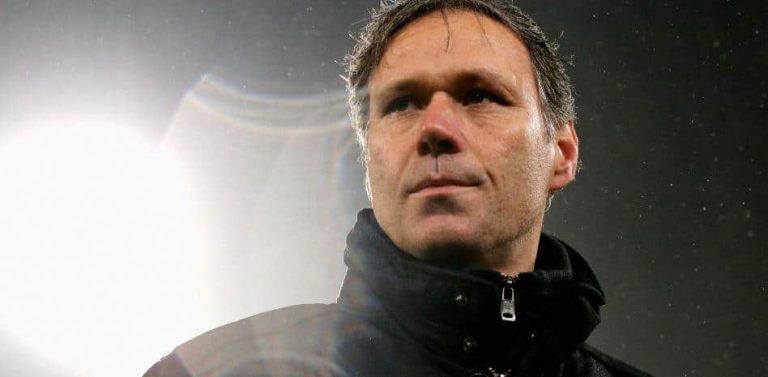 Van Basten se alarma con la actual cantera del Ajax: “Son extremadamente malos”