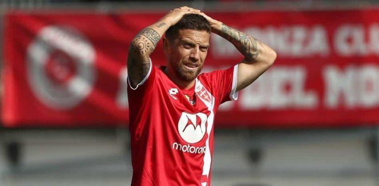 Impactante revelación de Lucas Biglia sobre el ‘Papu’ Gómez tras la polémica de 2018