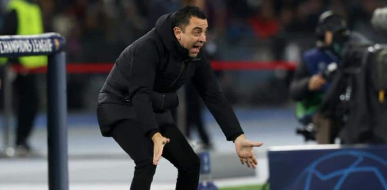 El asombroso cambio del once de Xavi en Europa