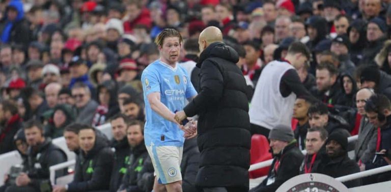 De Bruyne vuelve a parar debido a sus problemas físicos