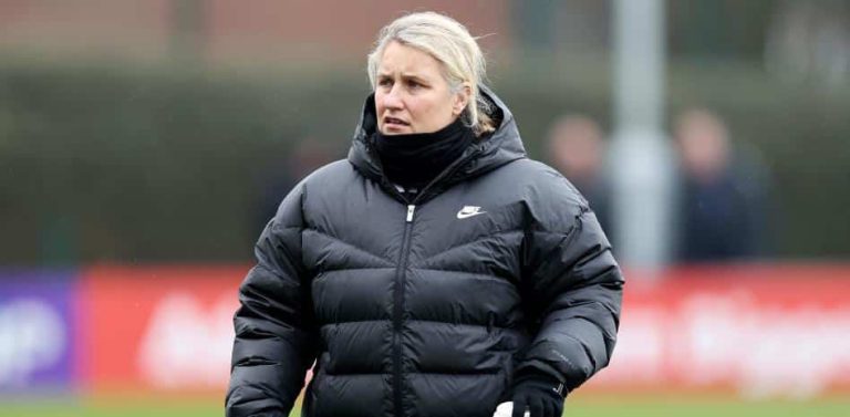 Emma Hayes: “Las relaciones sentimentales entre jugadoras son inapropiadas”