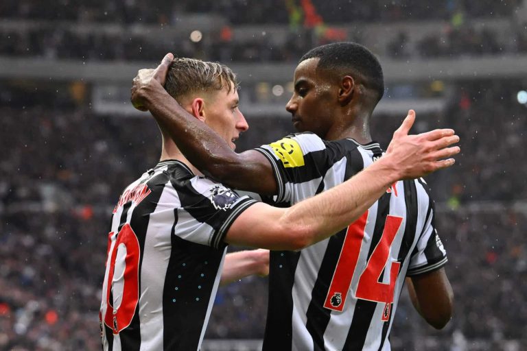 (VIDEO) Newcastle United goleó a Wolves por la Premier League