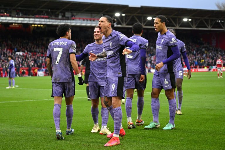 (VIDEO) SE AFIANZA EN LA PUNTA: Liverpool derrotó a Nottingham Forest