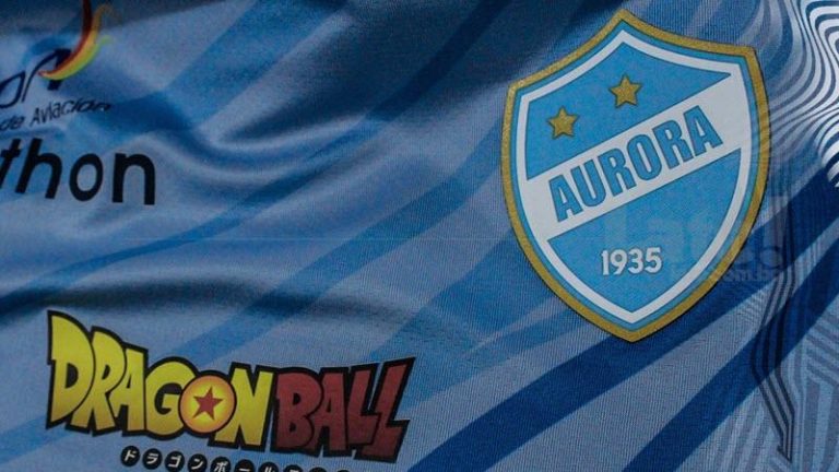 Aurora rindió homenaje a Dragon Ball en un Clásico en Bolivia