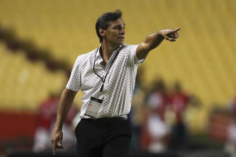 (VIDEO) Bustos sobre su salida de BSC: “Busqué descomprimir un poco al club de la situación”