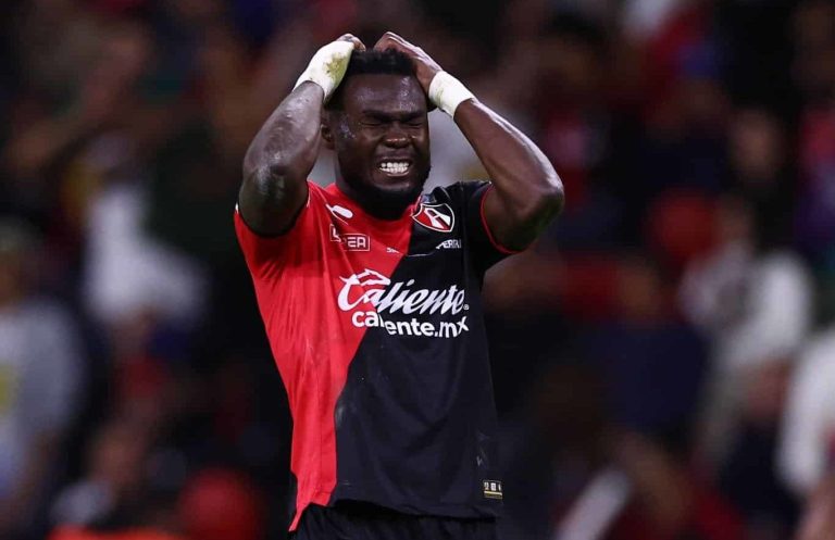 (VIDEO) ¡AL MINUTO 90′! Jordy Caicedo falló un penal en la LigaMX