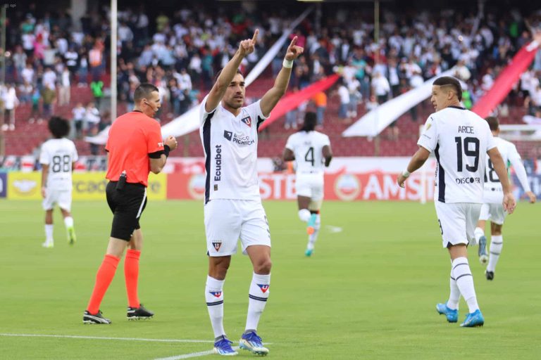 (VIDEO) CON LO JUSTO: LDU derrotó a Botafogo en el Rodrigo Paz