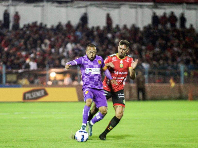 (VIDEO) ¡DE 0-3 A 3-3! Deportivo Cuenca y Aucas empataron en un partidazo