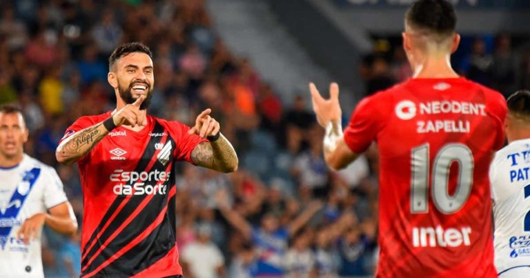 (VIDEO) Paranaense goleó a Sportivo Ameliano en Paraguay
