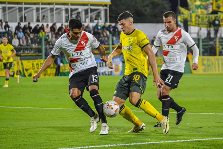 (VIDEO) Defensa y Justicia empató ante Always Ready