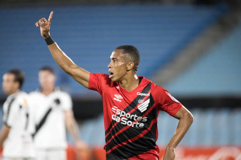 (VIDEO) Athletico Paranaense mantiene puntaje perfecto en la Sudamericana
