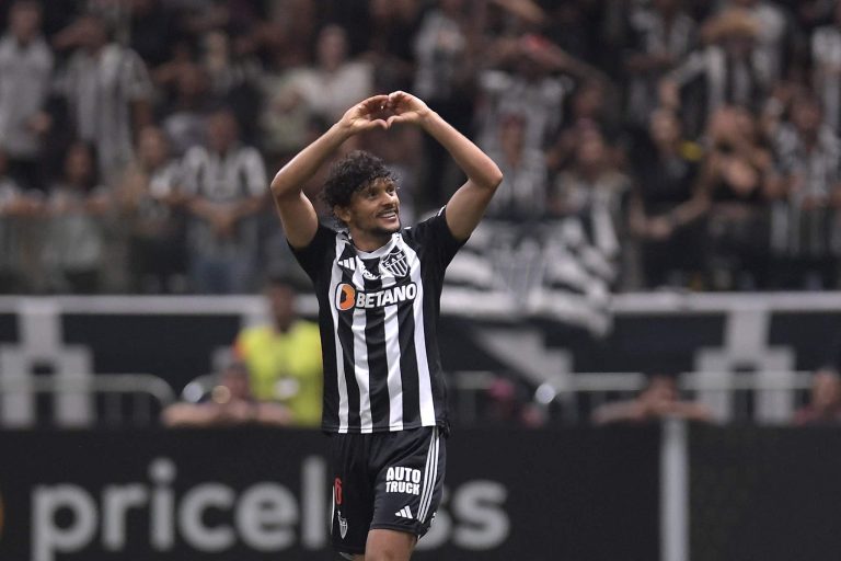 (VIDEO) PARTIDAZO: Atlético Mineiro venció 3-2 a Peñarol por la Copa Libertadores