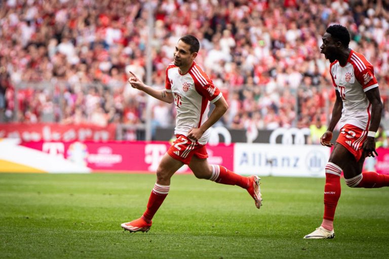 (VIDEO) B. Leverkusen deberá esperar: Victoria del Bayern ante el Colonia en la Bundesliga