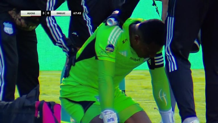 Preocupación en Emelec: Se lesionó Pedro Ortíz