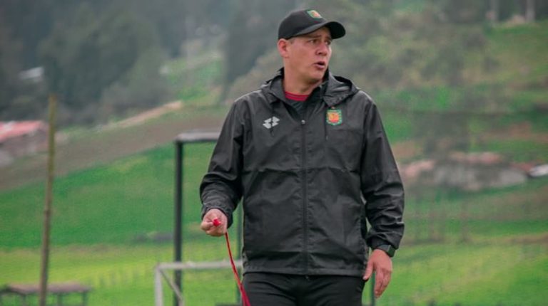 Luis García se fue de Dep. Cuenca, pero ya dirige a Club Atlético Atlanta