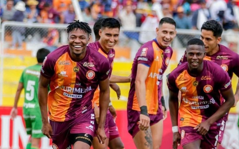 (VIDEO) CON GOLES ECUATORIANOS: Los Chankas golearon ¡6-0! en el fútbol peruano