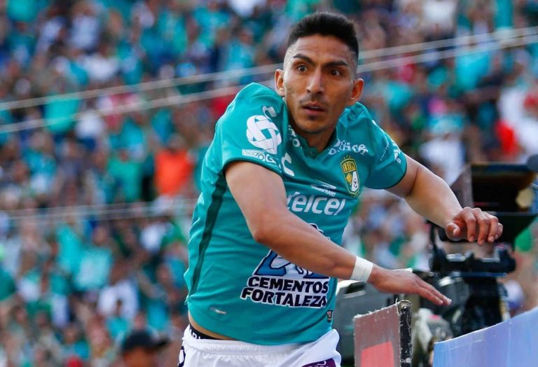 (VIDEO) ¡EL ‘ÁNGEL DEL GOL’! Mena anotó en la LigaMX