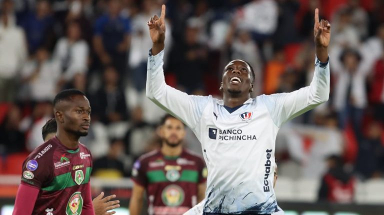 LDU no renovará a Jan Hurtado