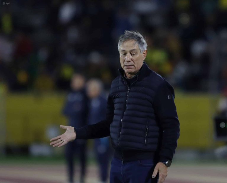 Holan buscará su revancha ante Talleres en Libertadores