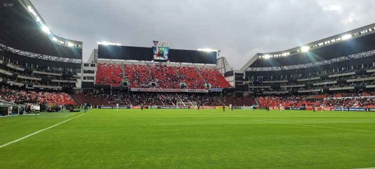 OFICIAL: IDV recibirá a Boca Juniors en el Estadio Rodrigo Paz