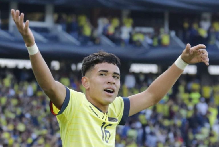 Gustavo Alfaro sobre Kendry Páez: “Él tiene que todavía dar el paso”