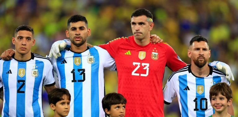 ‘Dibu’ Martínez, dispuesto a “pelearme” con el Aston Villa para ir a los Juegos de París